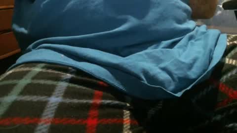 Snapshot of thomas0032 chatting on February 2, 1:55 am thomas0032 online show from February 2, 1:55 am