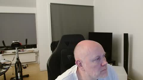 thomas315627 online show from June 9, 10:11 pm