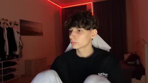 Thomas Hill online show from March 13, 8:48 pm