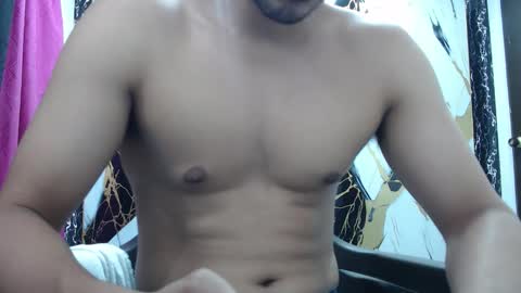 Thomas online show from February 15, 8:39 pm