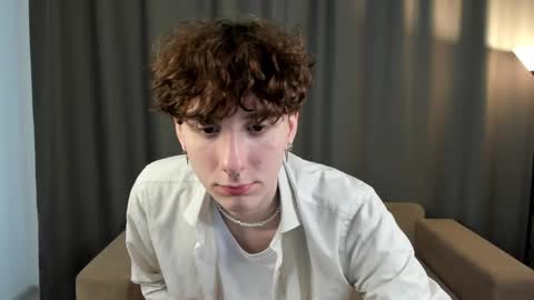 Thomas online show from March 1, 2:04 am