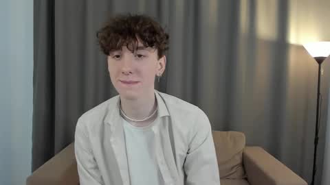 Thomas online show from February 26, 2:15 am