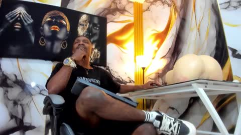 Thomas online show from November 18, 4:05 am