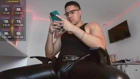 thonydupont online show from December 15, 9:56 pm