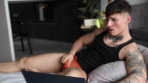 Sebastian online show from March 12, 7:06 pm