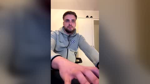 thorodinson03 online show from March 2, 9:33 pm