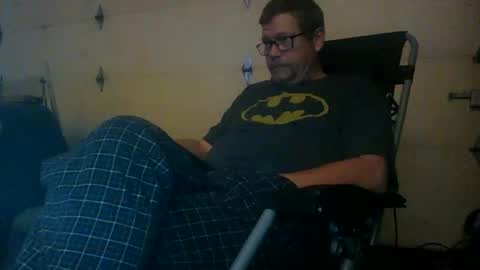 Throbber online show from November 19, 12:27 pm