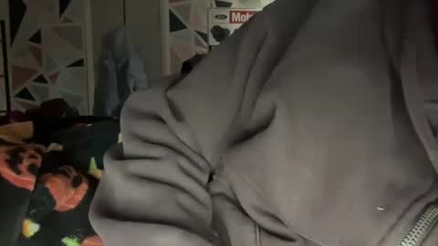 throbbingcock0002 online show from November 1, 7:18 pm