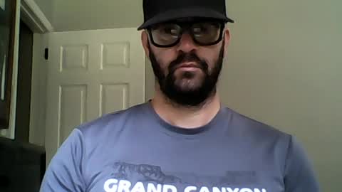 Throbin Williams online show from July 12, 1:57 pm