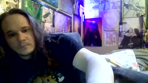 thunder8u42 online show from April 1, 8:38 am