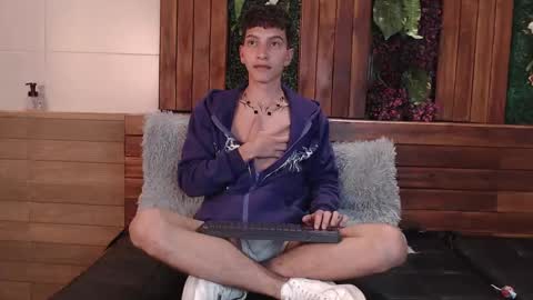 Tiam Muller online show from October 11, 9:13 am