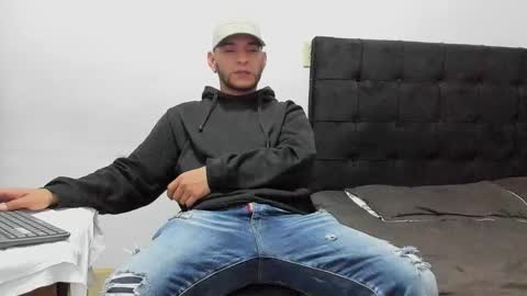 tiger_job online show from February 2, 4:33 am