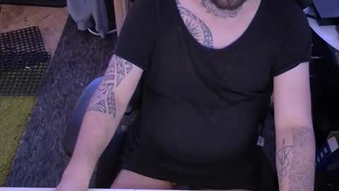 tiiimo94 online show from October 11, 8:46 pm