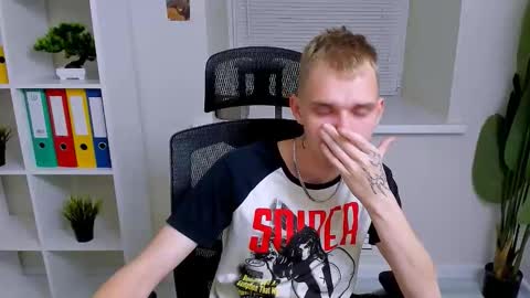 Tim online show from October 15, 8:49 pm