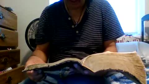 timmy260250 online show from October 12, 5:29 pm