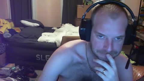 timtimmyyyy online show from March 8, 8:18 am