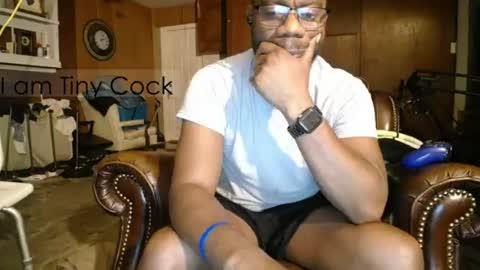 tinycock_1979 online show from June 22, 3:36 am