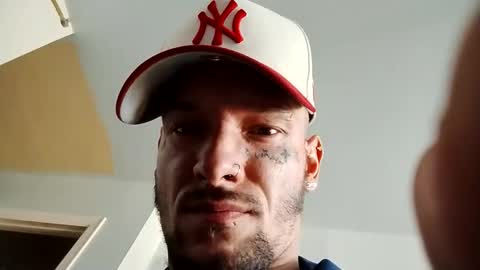 titoshow89 online show from September 21, 8:42 pm