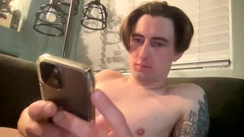 tlayne410 online show from November 2, 8:07 am