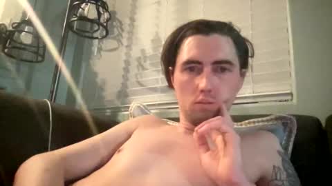 tlayne410 online show from December 5, 9:16 am