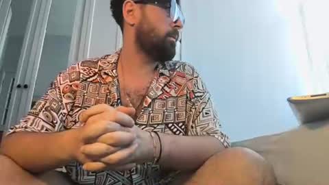 tnclmrt online show from July 12, 2:52 pm