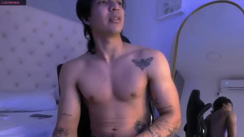 toji lee online show from November 15, 9:17 pm