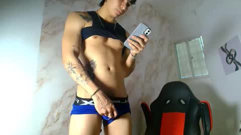 toji lee online show from January 15, 8:33 pm