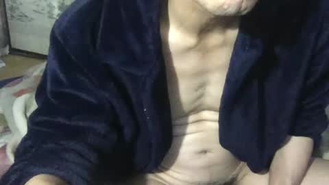 Snapshot of tokyo2024 chatting on December 18, 12:10 am small man online show from December 18, 12:10 am