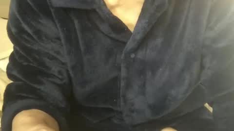 Snapshot of tokyo2024 chatting on December 9, 3:07 am small man online show from December 9, 3:07 am