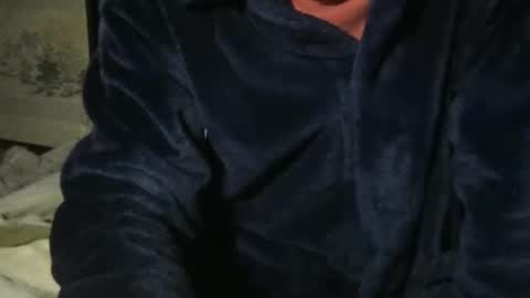 Snapshot of tokyo2024 chatting on December 25, 4:32 pm small man online show from December 25, 4:32 pm