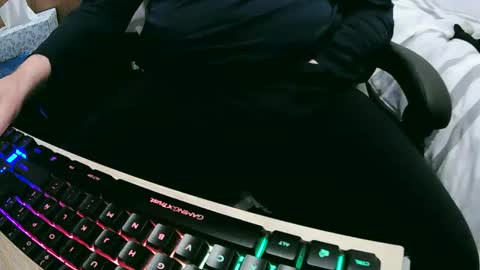 tolon408472 online show from March 3, 6:13 am