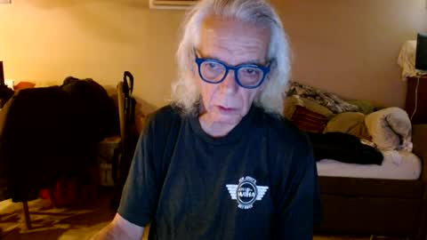 tom112292014 online show from June 20, 12:43 pm