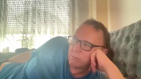 Tom online show from October 21, 2:09 pm