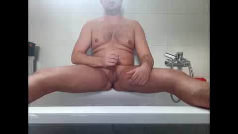 tom_horny84 online show from January 28, 11:17 am