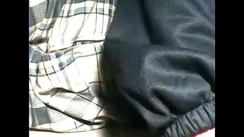 Snapshot of tomas0000 chatting on October 3, 9:03 am thomi online show from October 3, 9:03 am