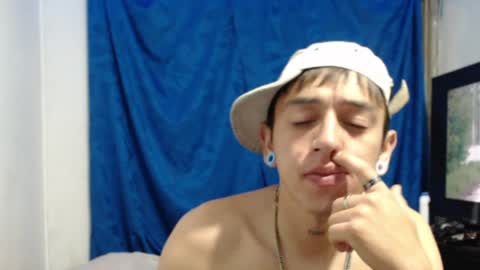 tomas_turbado_ online show from June 28, 9:04 am