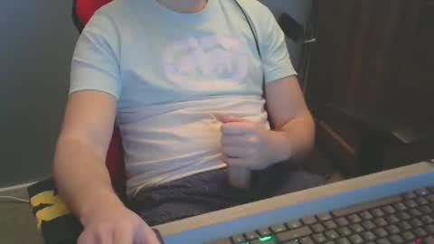 tomin3m online show from February 24, 7:30 pm