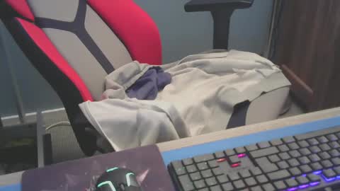 tomin3m online show from January 20, 5:16 pm