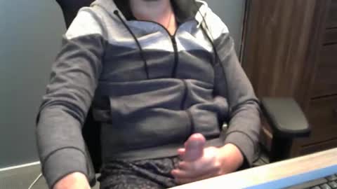 tomin3m online show from September 25, 6:40 pm