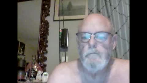 Tommie online show from November 11, 11:26 am