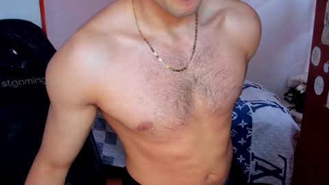 Twitter BreddTommy IG tommy bredd online show from January 5, 5:09 pm