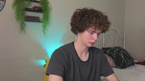 Tommy online show from September 25, 3:44 pm