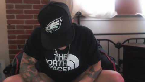 Snapshot of tommy_knuckles chatting on January 20, 4:34 pm Tommy online show from January 20, 4:34 pm
