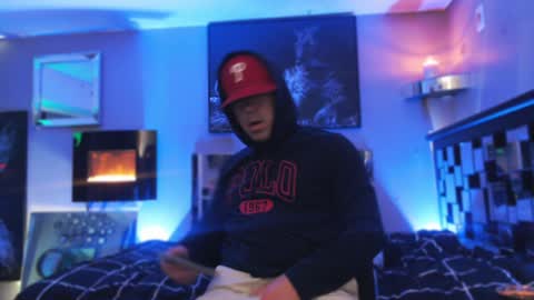 Snapshot of tommy_knuckles chatting on January 9, 4:30 am Tommy online show from January 9, 4:30 am