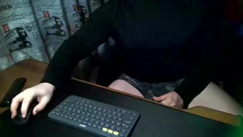 Tommi Li online show from January 12, 8:47 pm