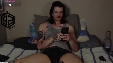 Tommy Sins online show from November 10, 9:09 pm