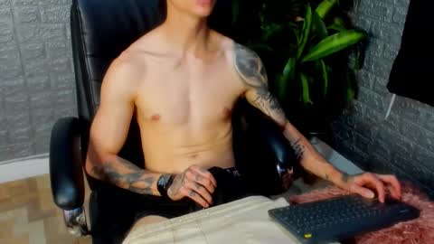 Tommy Slater online show from February 19, 3:52 pm