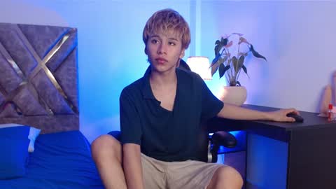 Tommy Foxboy online show from January 19, 2:17 pm