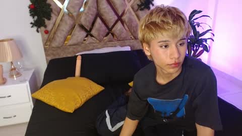 Tommy Foxboy online show from December 27, 4:15 am