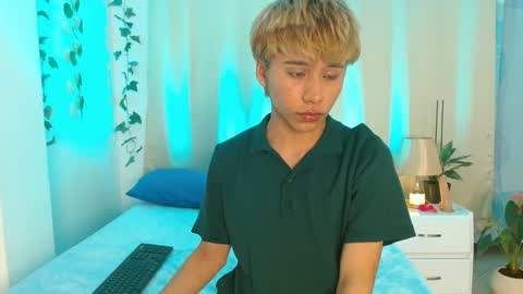 Tommy Foxboy online show from January 5, 4:48 pm